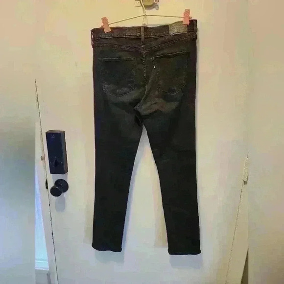 LEVI'S 312 Shaping Skinny size 30  in Black - Picture 2 of 5